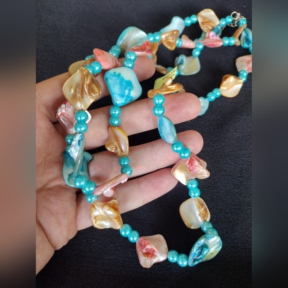 Indonesian Turquoise and Pink Shell Necklace NWT